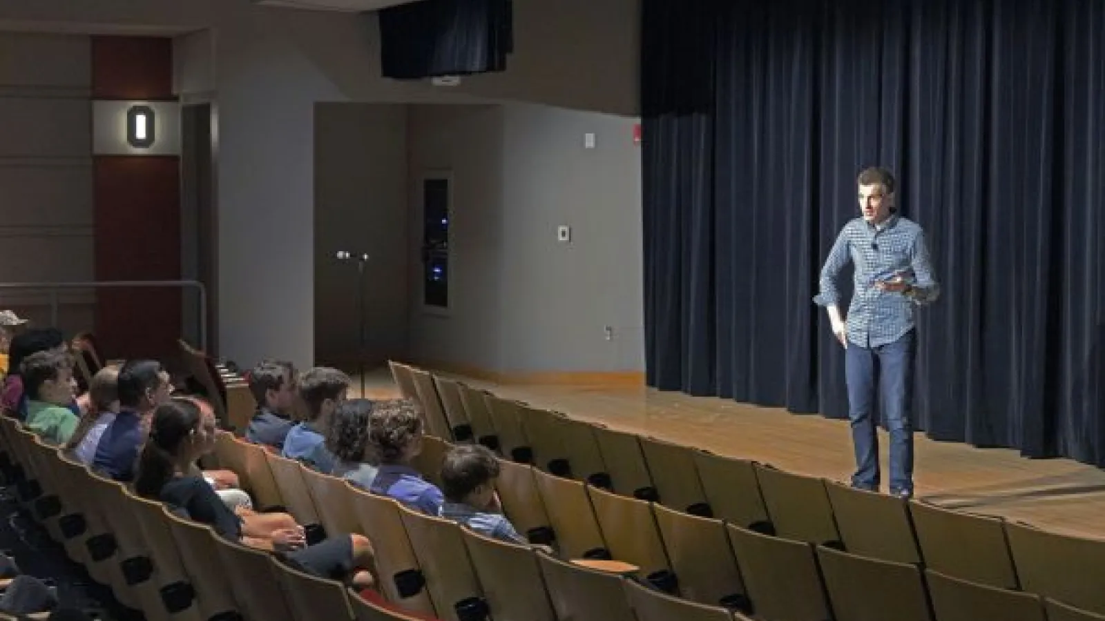 Angus Fletcher speaks to students