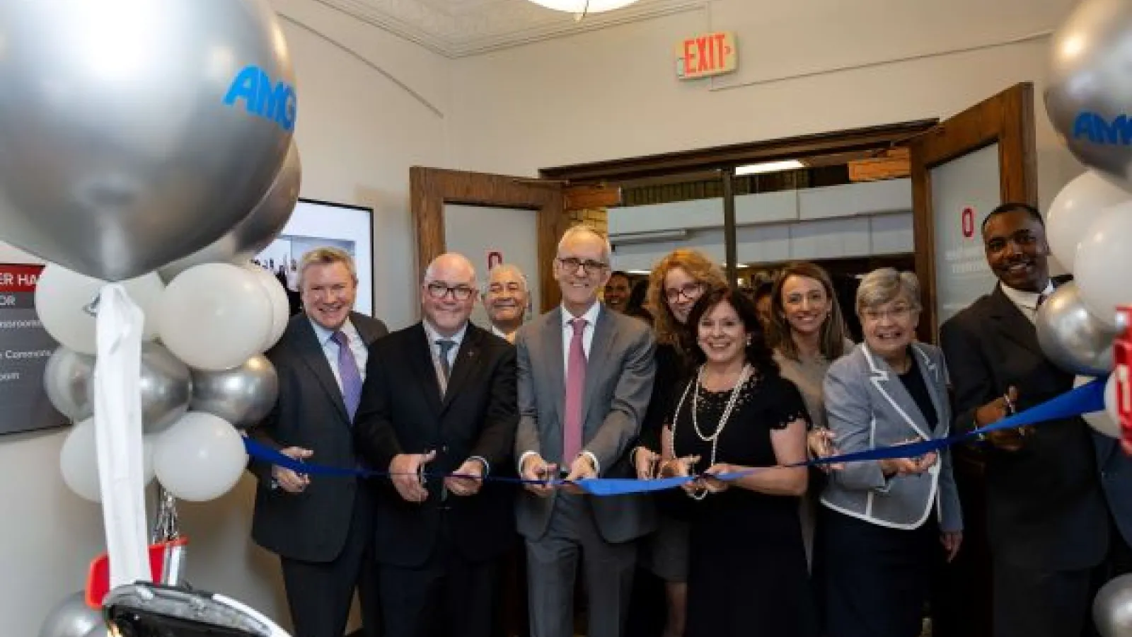 Amgen ribbon cutting